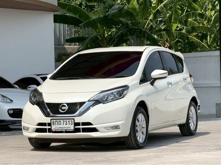 รถ Nissan Note 1.2 V สี ขาว