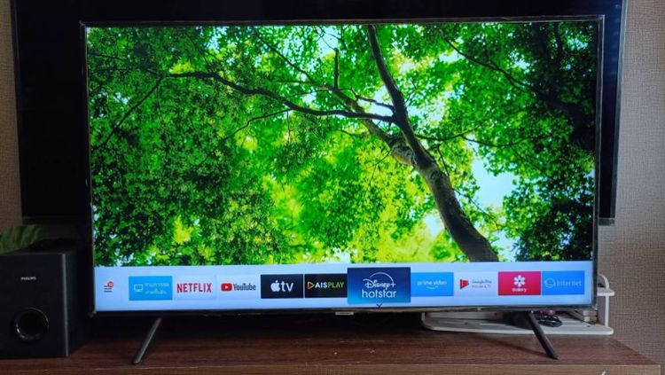 Samsung Smart TV 65 นิ้ว 4k HDR (Series7) อุปกรณ์ครบ ไม่มีตำหนิ เชื่อมต่อ wifi YouTube Netflix 
