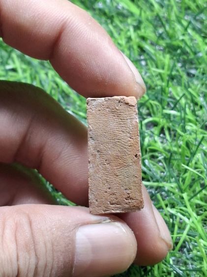 (ปิดแล้วครับ)เก่าๆเหมา6องค์รวมกัน550฿ พระลึกลับเนื้อดินผสมผง( เนื้อ แก่ ดิน )มีคราบกรุคราบปูนติด ไม่ทราบที่ ได้มาพร้อมกัน  รูปที่ 6