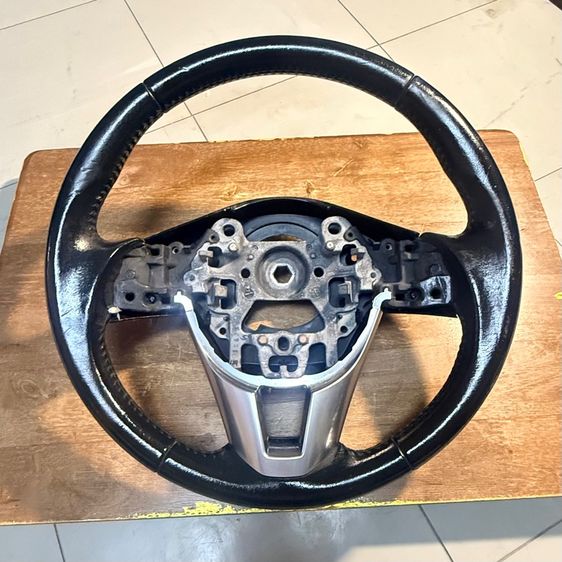 พวงมาลัย Mazda Skyavtiv 2,3 cx3,cx5