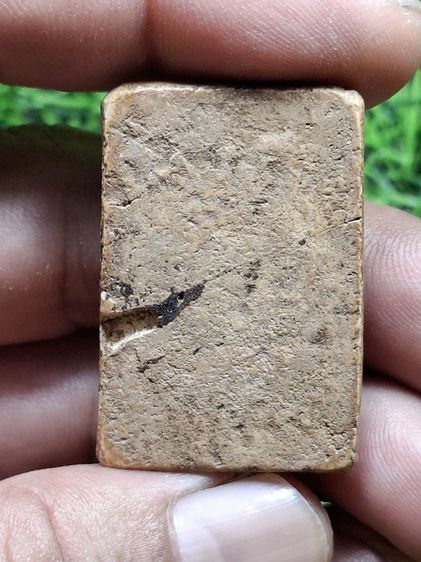 เก่าธรรมชาติ ( พระหักซ่อมเก่า ) พิมพ์เจดีย์ เนื้อสวยครับ รูปที่ 2