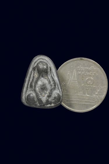 พระปิดตาเนื้อตะกั่วเก่าๆ รูปที่ 2