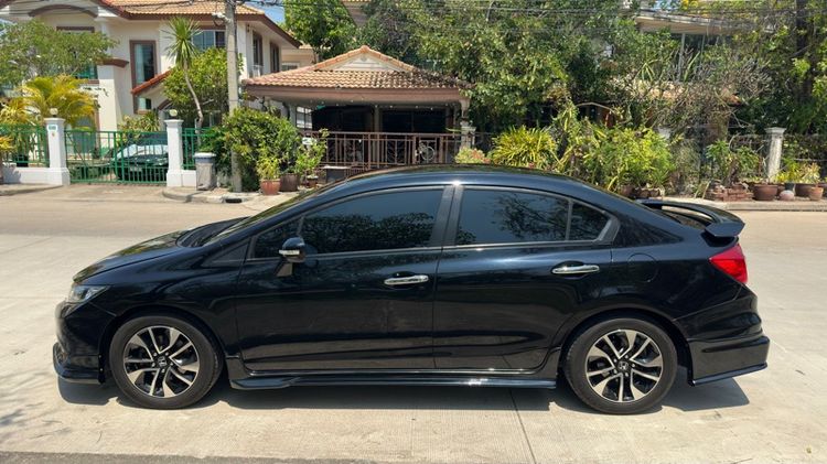 Honda Civic 2012 1.8 E i-VTEC Sedan เบนซิน ไม่ติดแก๊ส เกียร์อัตโนมัติ ดำ รูปที่ 3