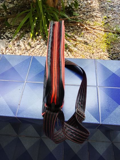  Superdry รุ่น "Premium Montana Messenger Bag" รูปที่ 3