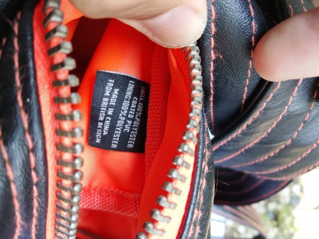  Superdry รุ่น "Premium Montana Messenger Bag" รูปที่ 6