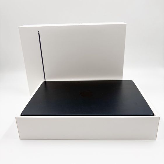 Macbook Air M2 13“ Ram 8 256GB สี Midnight สภาพสวย
