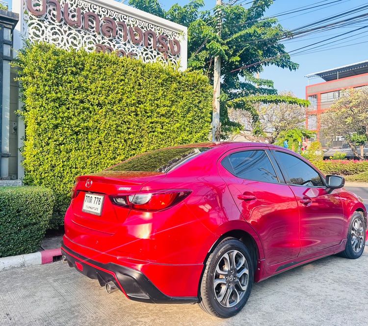 Mazda Mazda 2 2017 1.5 XD High Plus L Sedan ดีเซล ไม่ติดแก๊ส เกียร์อัตโนมัติ แดง รูปที่ 3