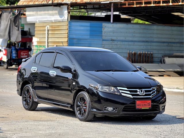 Honda City 2013 1.5 Sv i-VTEC Sedan เบนซิน ไม่ติดแก๊ส เกียร์อัตโนมัติ ดำ รูปที่ 3