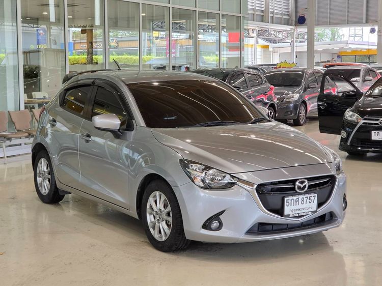 Mazda Mazda 2 2016 1.3 Sports High Connect Sedan เบนซิน ไม่ติดแก๊ส เกียร์อัตโนมัติ เทา รูปที่ 3