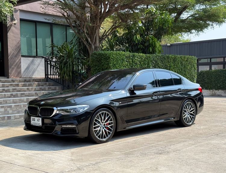 BMW Series 5 2020 520d Sedan ดีเซล ไม่ติดแก๊ส เกียร์อัตโนมัติ ดำ รูปที่ 4