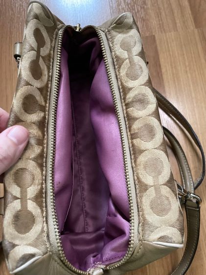 กระเป๋าถือผู้หญิง Coach รูปที่ 4