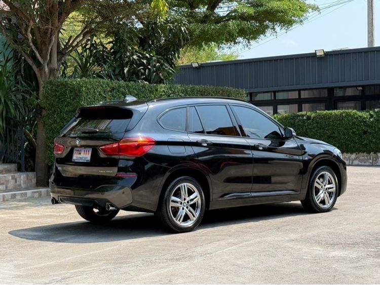 BMW X1 2020 2.0 sDrive20d M Sport Utility-car ดีเซล ไม่ติดแก๊ส เกียร์อัตโนมัติ ดำ รูปที่ 3