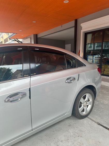 Chevrolet Cruze 2011 1.8 LT Sedan เบนซิน ไม่ติดแก๊ส เกียร์อัตโนมัติ บรอนซ์เงิน รูปที่ 4