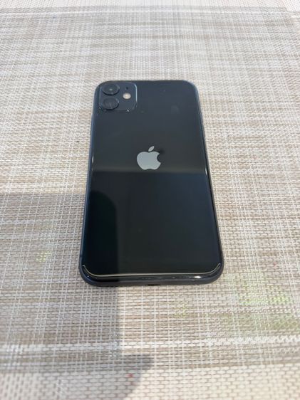 iPhone 11 สีดำ 128 ตำหนิหน้าจอมีรอยยดันของแบตเตอรี่แต่ไม่มีผลต่อการใช้งาน รูปที่ 3