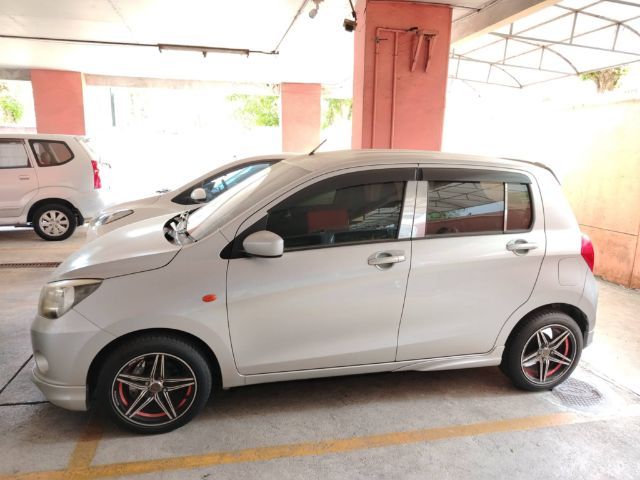 รถ Suzuki Celerio 1.0 GLX สี บรอนซ์เงิน
