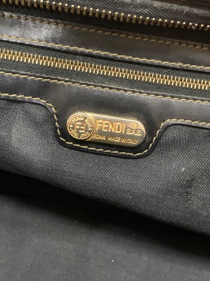 กระเป๋าfendi แท้ รูปที่ 8