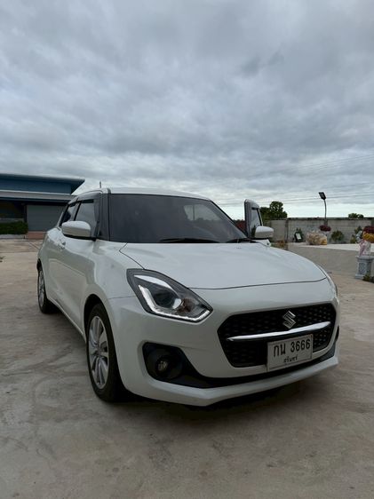 Suzuki Swift 2021 1.2 GLX Sedan เบนซิน ไม่ติดแก๊ส เกียร์อัตโนมัติ ขาว รูปที่ 3