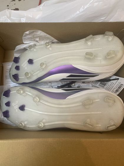 รองเท้าสตั๊ด adidas F50 รูปที่ 8