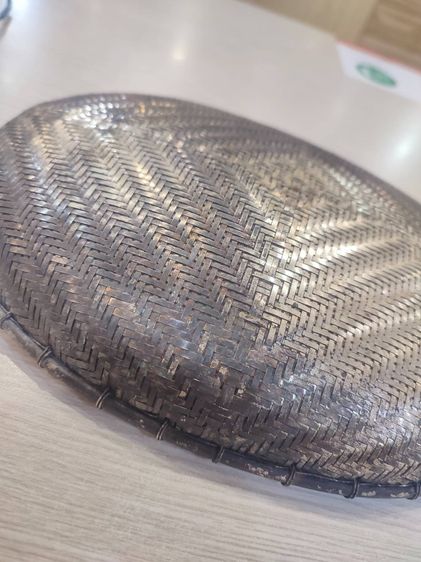 กระด้งถักสาน งานขึ้นมือ โบราณ  สไตล์วินเทจ งานกะไหล่เงิน รูปที่ 13