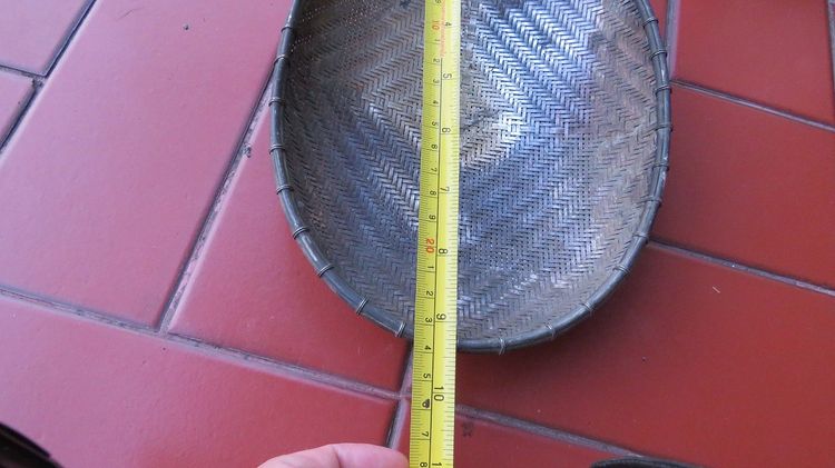 กระด้งถักสาน งานขึ้นมือ โบราณ  สไตล์วินเทจ งานกะไหล่เงิน รูปที่ 4