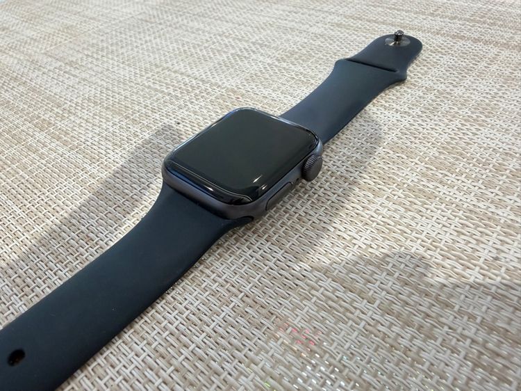 Apple Watch Series SE ขนาด 40mm รูปที่ 4