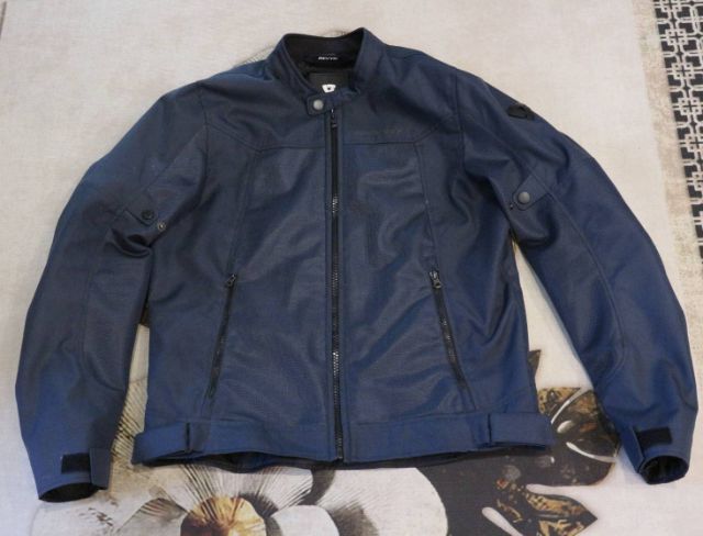 ขายเสื้อการ์ด Rev'it 