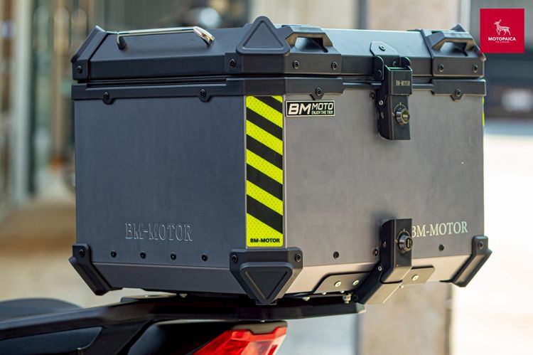 Honda Forza750 ปี2025 มือเดียว วิ่ง9,000Km. ท่อAkrapovic Carbon รูปที่ 6