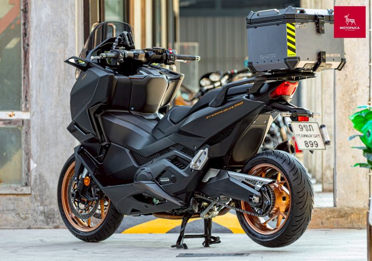 Honda Forza750 ปี2025 มือเดียว วิ่ง9,000Km. ท่อAkrapovic Carbon รูปที่ 4