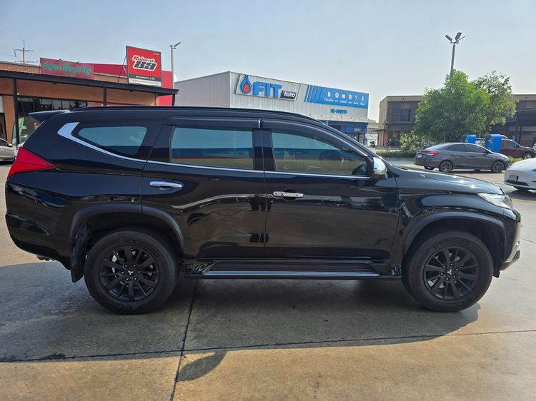 Mitsubishi Pajero Sport 2019 2.4 Elite Edition 2WD Utility-car ดีเซล ไม่ติดแก๊ส เกียร์อัตโนมัติ ดำ รูปที่ 3