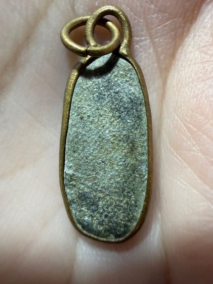 พระลีลาเนื้อชินเงินเก่า รูปที่ 2