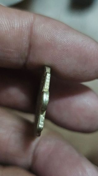 เหรียญหลวงพ่อกลั่นวัดพระญาติ รูปที่ 9