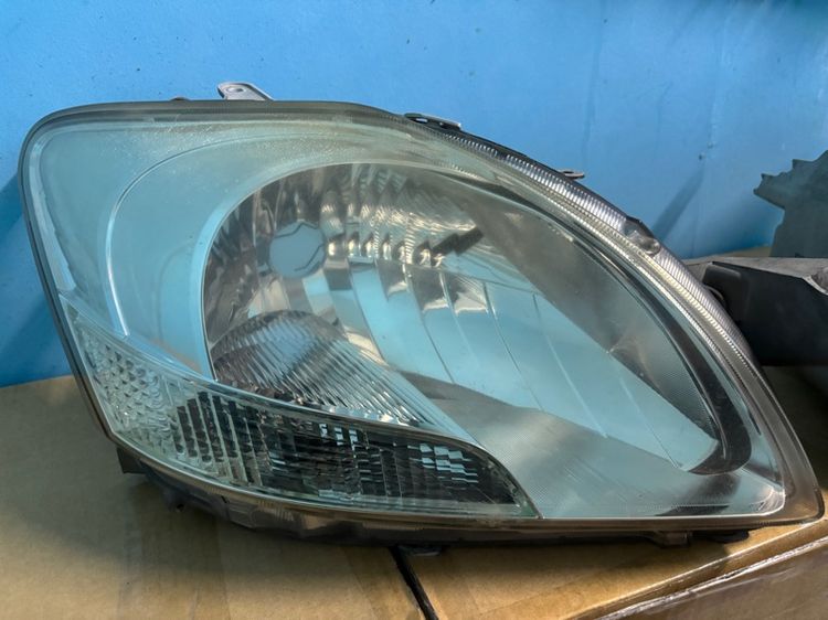 โคมไฟหน้าL R Vios gen2  รูปที่ 3