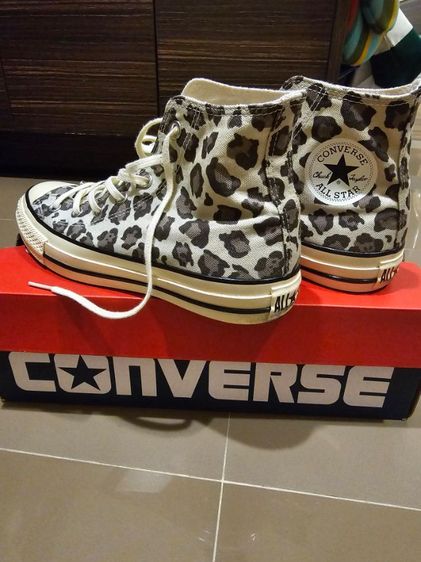 รองเท้าคอนเวิร์ส ลายเสือ converse รูปที่ 2