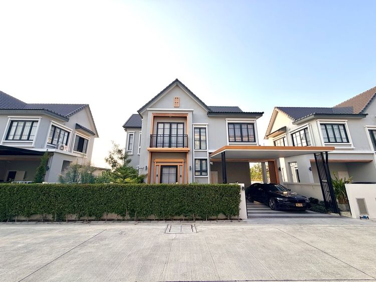 ตกแต่งครบ ให้เช่าบ้านหรู พานทอง รูปที่ 2