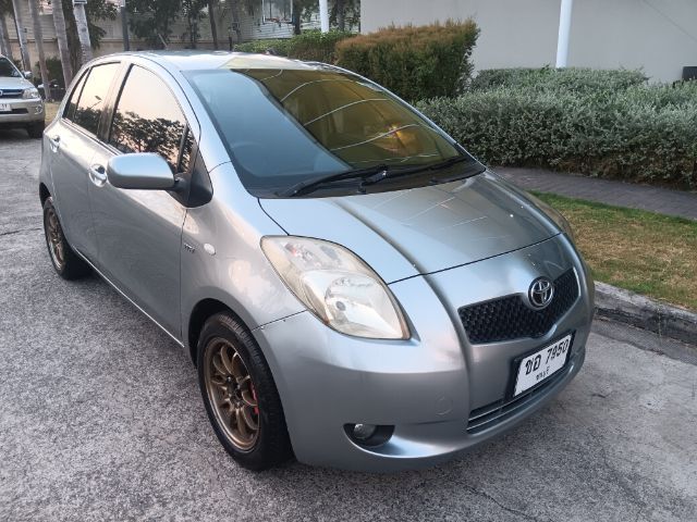 Toyota Yaris 2006 1.5 E เบนซิน ไม่ติดแก๊ส เกียร์ธรรมดา เทา รูปที่ 3