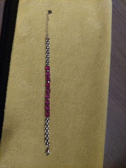 สร้อยข้อมือทับทิม ตัวเรือนเงิน