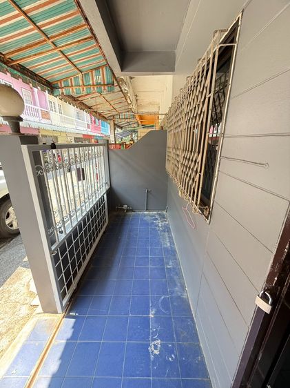 อื่นๆ ไม่มี สร้างเสร็จก่อน 2010 ขายทาวน์เฮ้าส์ใจกลางเมืองนครสวรรค์ (หมู่บ้านการุณรังษี 3) รูปที่ 4