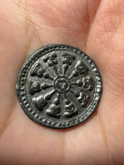 พระงบน้ำอ้อย เนื้อชินเงิน 