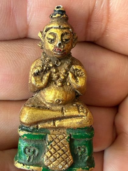 พระเก่าๆเหมาๆบ้านๆ พระคนแก่เก่าๆเก็บ ทิ้งใว้ก่อนจากไป ให้ยายดูแลเเทน ขายเหมาๆออกมาตามประสาคนบ้านๆ 081-3330446 L.tonyabu