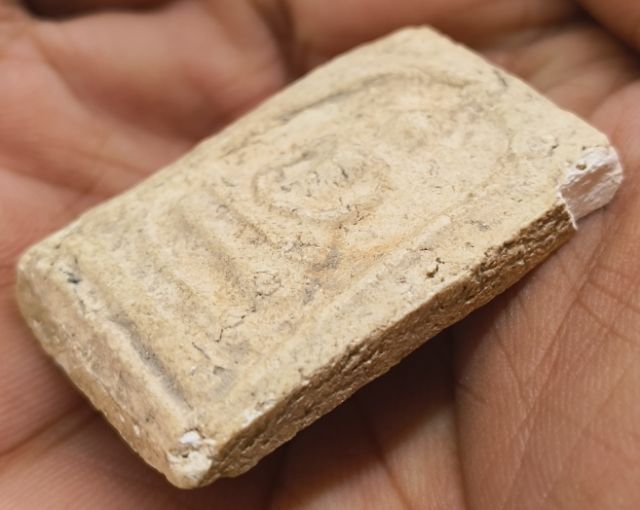 พระสมเด็จพิมพ์ใหญ่วัดระฆังเนื้อเก่าแห้งสวยค่ะ(3) รูปที่ 3