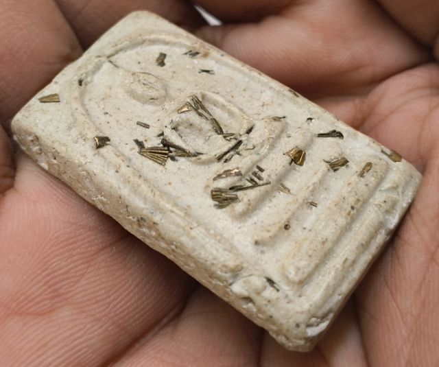 พระสมเด็จพิมพ์ใหญ่วัดระฆังเนื้อเก่าแห้งสวยค่ะ(7) รูปที่ 15