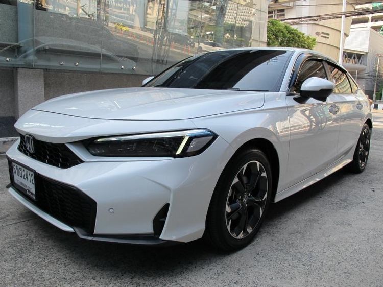 Honda Civic 2025 2.0 eHEV EL+ Sedan ไฮบริด ไม่ติดแก๊ส เกียร์อัตโนมัติ ขาว รูปที่ 3