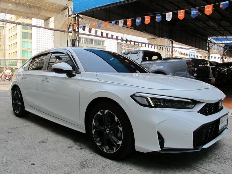 Honda Civic 2025 2.0 eHEV EL+ Sedan ไฮบริด ไม่ติดแก๊ส เกียร์อัตโนมัติ ขาว รูปที่ 2