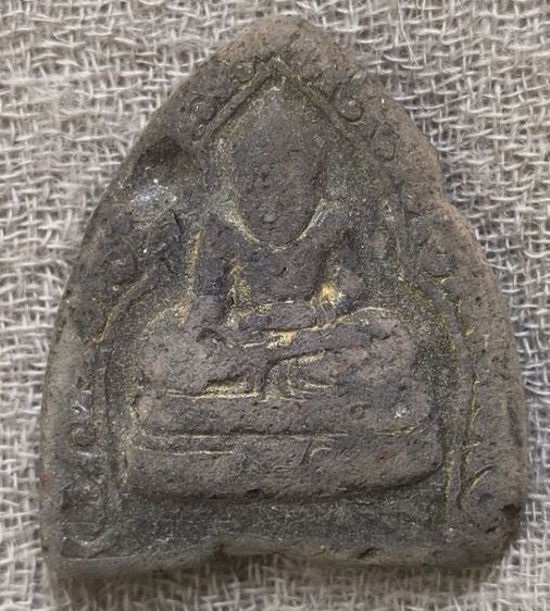 พระกรุเนื้อดินพิมพ์วัดถ้ำเสือเก่าค่ะ รูปที่ 7