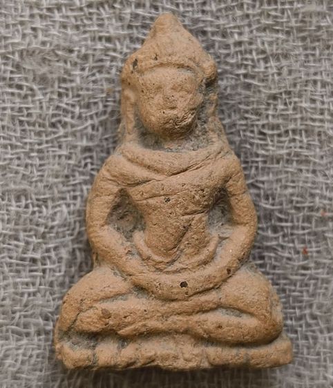 พระกรุเนื้อดินพิมพ์พระผงสุพรรณเนื้อจัดค่ะ รูปที่ 11