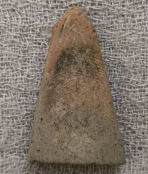 พระกรุเนื้อดินพิมพ์พระผงสุพรรณเนื้อจัดค่ะ รูปที่ 2