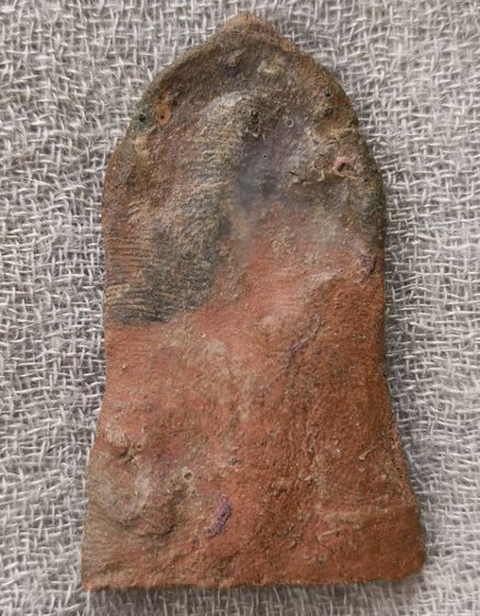 พระเนื้อดินพิมพ์พระขุนแผนหน้าค่ายหลวงพ่อโหน่งวัดมะดันค่ะ รูปที่ 16