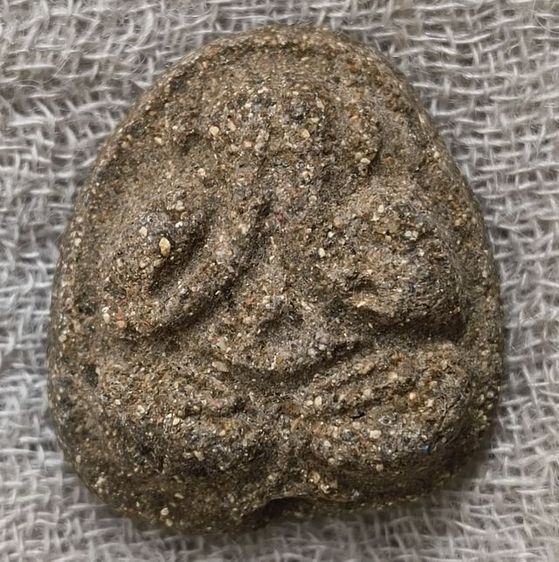 พระปิดตาเนื้อผงตลุกรักเกจิเก่าค่ะ รูปที่ 13