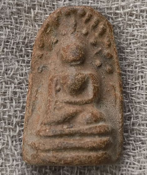 พระกรุเนื้อดินพิมพระนางพญาเก่าค่ะ