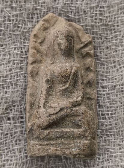 พระกรุพิมพ์พระรอดเนื้อดินเก่าค่ะ รูปที่ 5